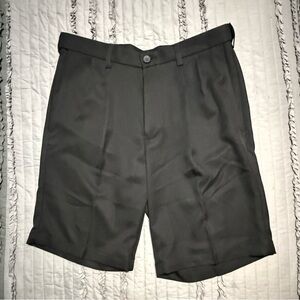 Men's Haggar Black shorts Size 32